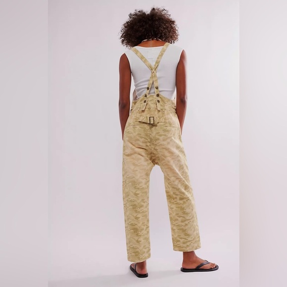 Free People Way it Goes Camo Harem Overalls Size Large NWT - Picture 2 of 16